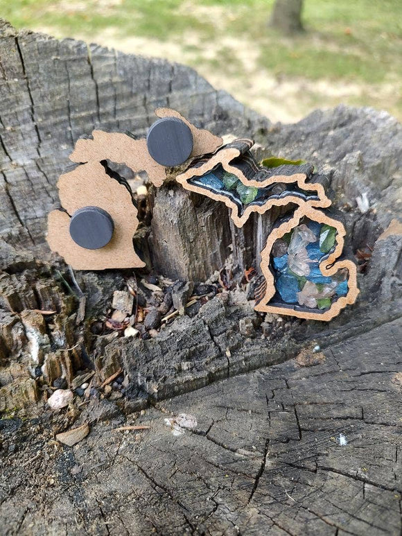 Michigan shaped glass filled Magnet